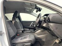 Used Citroën e-C4 100 kW (136 HP) 2024 White Hatchback