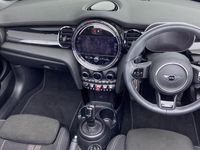 Usado Mini Cooper S Sport 176 HP (129 kW) 2023 Preto Citadino