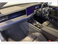 Used VW Passat R-line 272 HP (200 kW) 2024 Pure white Estate