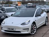 Begagnad Tesla Model 3 Performance 461 kW (627 HK) 2019 Vit Sedan