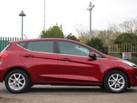 Used Ford Fiesta Zetec 100 HP (73 kW) 2018 Red Hatchback