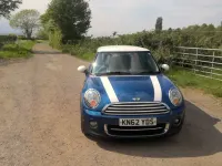 Begagnad Mini Cooper D Hatch 2012 Blå Halvkombi