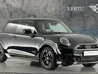 Used Mini Cooper Hatch 113 kW (154 HP) 2025 Black Hatchback