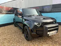 Używany Land Rover Defender SE 250 KM (183 kW) 2022 Czarny SUV