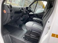 Used Vauxhall Movano 130 HP (95 kW) 2019 White MPV