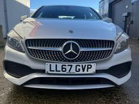 Begagnad Mercedes A180 AMG line 2018 Silver Halvkombi