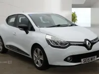 Used Renault Clio Dynamique 75 HP (55 kW) 2015 White Hatchback