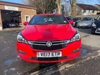 Used Vauxhall Astra SRi 105 HP (77 kW) 2017 Red Hatchback