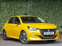 Used Peugeot 208 Active+ 100 HP (73 kW) 2023 Yellow Hatchback