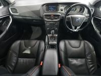 used Volvo V40 CC 1.6 D2 LUX 5d 113 BHP