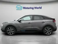 Begagnad Citroën e-C4 Shine 100 kW (136 HK) 2022 Halvkombi