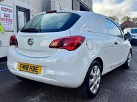 Used Vauxhall Corsa 95 HP (69 kW) 2018 White Van