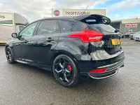 Used Ford Focus ST 185 HP (136 kW) 2015 Black Hatchback