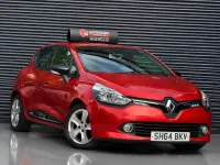 Used Renault Clio Dynamique 75 HP (55 kW) 2014 Red Hatchback
