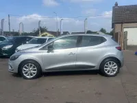 Used Renault Clio V 60 HP (44 kW) 2022 Silver Van