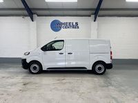 Second-hand Peugeot Expert Premium 2022 Alb Van