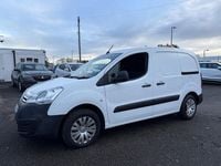 Used Citroën Berlingo 75 HP (55 kW) 2018 White MPV