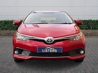 Used Toyota Auris 116 HP (85 kW) 2016 Red Hatchback