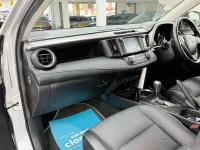 Used Toyota RAV4 197 HP (144 kW) 2016 Silver SUV