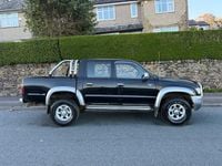 Used Toyota HiLux 2002 Black Pickup