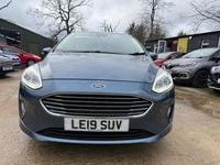 Used Ford Fiesta Zetec 70 HP (51 kW) 2019 Blue Hatchback