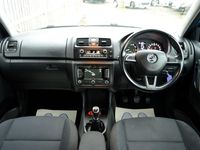 Used Skoda Fabia Elegance 105 HP (77 kW) 2014 Blue Hatchback