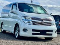 Used Nissan Elgrand 360º 2008 White MPV