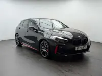 Begagnad BMW 128 Luxury Line 2023 Svart Halvkombi