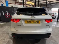 Used Jaguar F-Pace R-Sport 180 HP (132 kW) 2017 White SUV