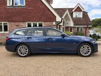 Used BMW 330e Comfort Edition 292 HP (214 kW) 2022 Blue Estate