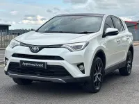 Used Toyota RAV4 Design 2018 White SUV