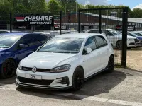 Używany VW Golf VII GTI 295 KM (216 kW) 2018 Biały Hatchback