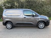 Used Citroën Berlingo 100 HP (73 kW) 2021 Grey MPV