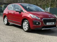 Usado Peugeot 3008 Active 2015 Rojo Familiar