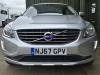Usado Volvo XC60 SE 190 HP (139 kW) 2017 Prateado SUV