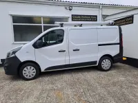 Used Vauxhall Vivaro S 95 HP (69 kW) 2019 White MPV