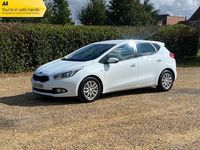 Used Kia Ceed 126 HP (92 kW) 2012 White Hatchback