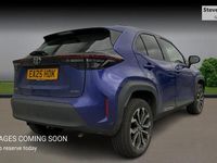 Used Toyota Yaris Hybrid Design 116 HP (85 kW) 2025 Blue Hatchback