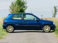 Used Renault Clio 150 HP (110 kW) 1995 Blue Hatchback