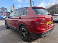 Używany VW Tiguan SE 2018 Czerwony SUV