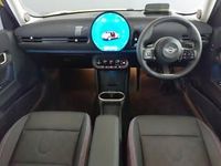 New Mini Cooper Classic 204 HP (150 kW) 2025 Yellow Hatchback