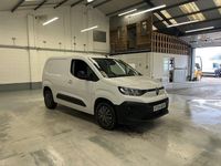 Used Citroën Berlingo 100 HP (73 kW) 2024 White MPV