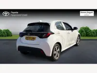 Second-hand Toyota Yaris Hybrid 2024 Alb Hatchback