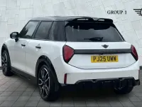 Used Mini Cooper S Hatch 201 HP (147 kW) 2025 White Hatchback