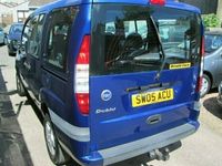 Usado Fiat Doblò 105 CV (77 kW) 2005 Monovolumen
