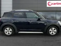 Begagnad Mini Cooper Classic 136 HK (100 kW) 2022 Blå Halvkombi
