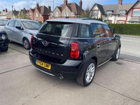 Usado Mini Cooper D 112 HP (82 kW) 2014 Preto Citadino