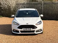 Usado Ford Focus ST 250 HP (183 kW) 2015 Branco Citadino