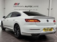Używany VW Arteon R-line 280 KM (205 kW) 2018 Biały Hatchback