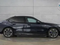 Begagnad BMW 530e M Sport 295 HK (216 kW) 2024 Svart